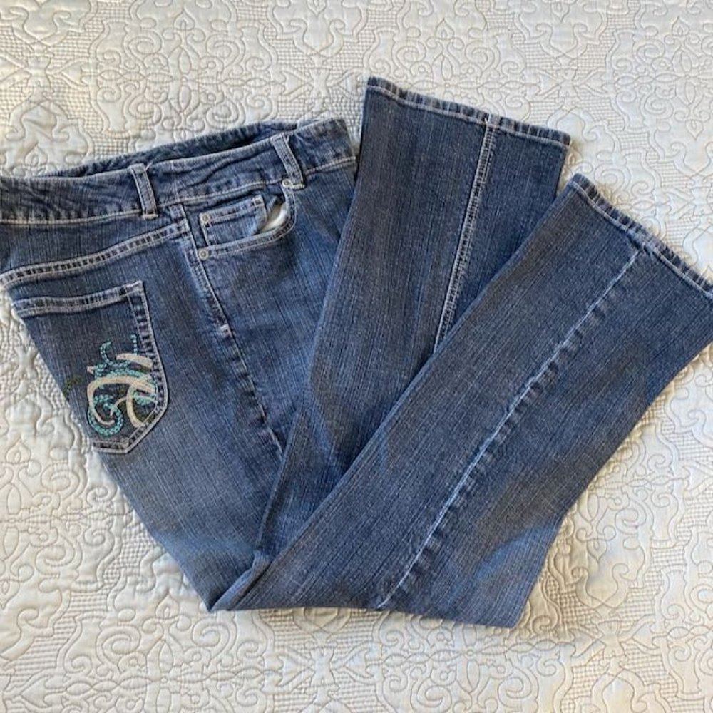 Chico's Platinum Stretch Jeans Size 1.5 Short decorated pocket